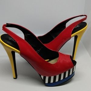 Show Story tri color